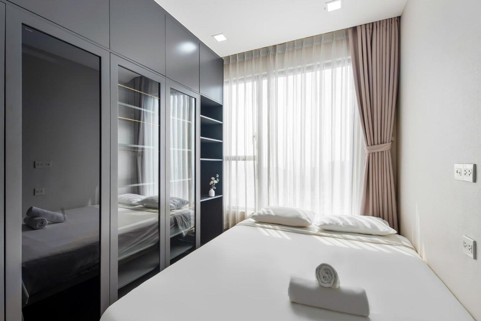 Dear You, Apartment! Saigon - Rivergate Building Apartment